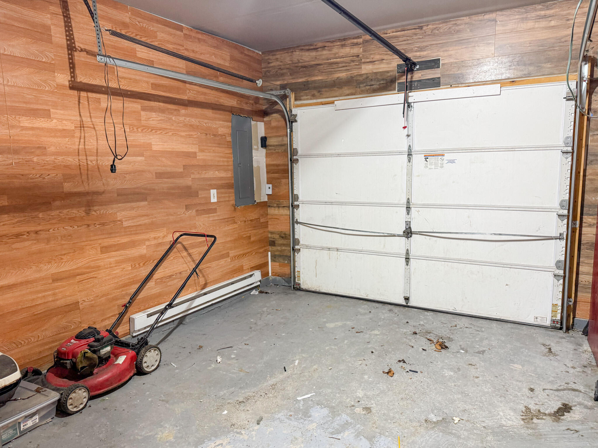 707 Edgewood Road Tobyhanna, PA 18466 - Photo 35 of 45 Garage