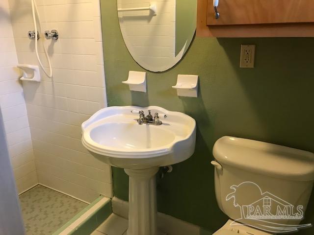 4670 Santa Rosa Drive Pace, FL 32571 - Photo 8 of 11 Gallery Image 8