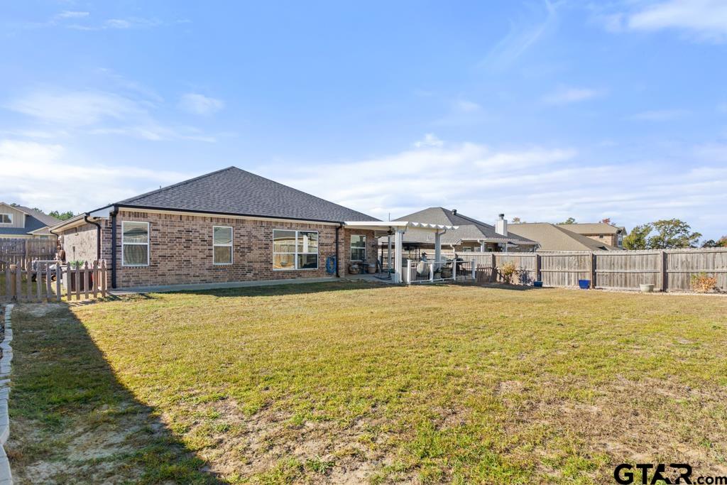 15422 Anna Lane Lindale, TX 75771 - Photo 26 of 28 a front view of a house with a yard
