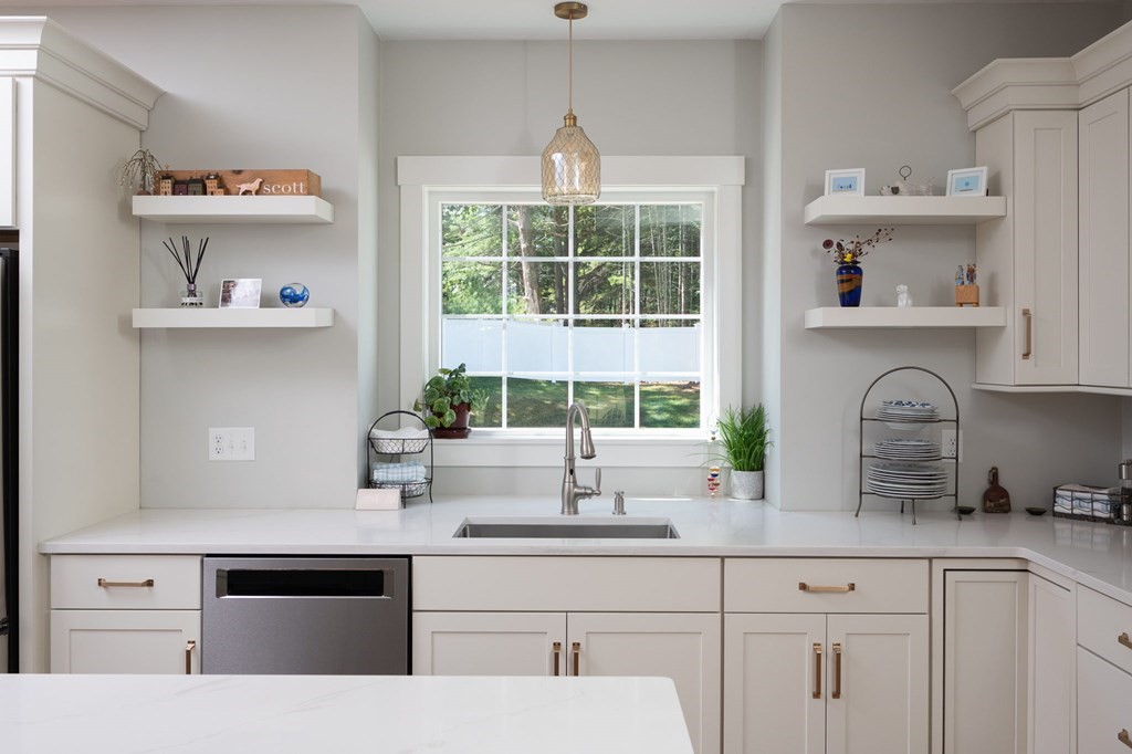 2 Timber Ridge Lane Kingston, MA 02364 - Photo 12 of 39 Gallery Image 12