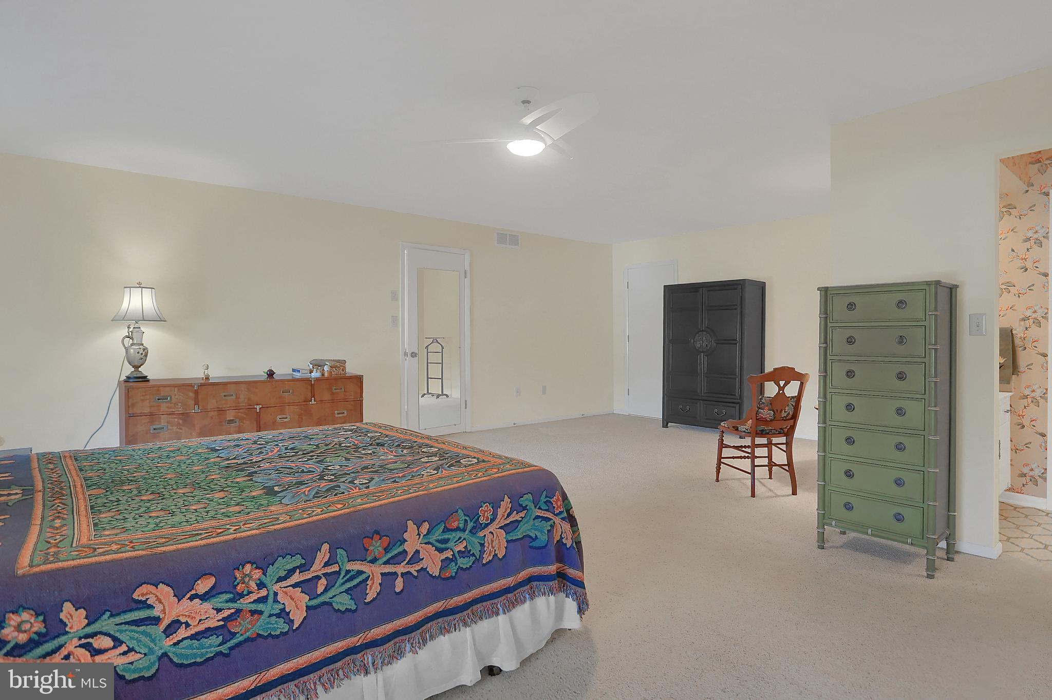 2425 Sutton Road York, PA 17403 - Photo 2 of 48
