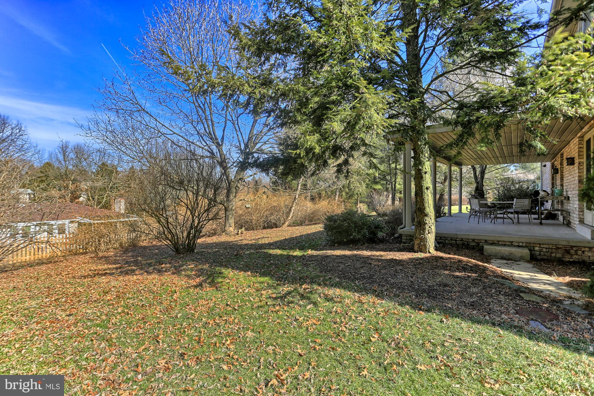 2425 Sutton Road York, PA 17403 - Photo 17 of 48
