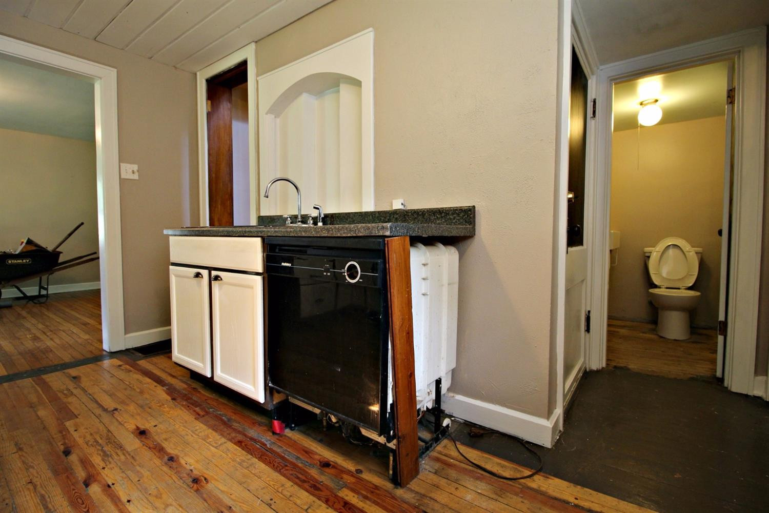103 Cherry Rd Court Berea, KY 40403 - Photo 7 of 52 Photo 8