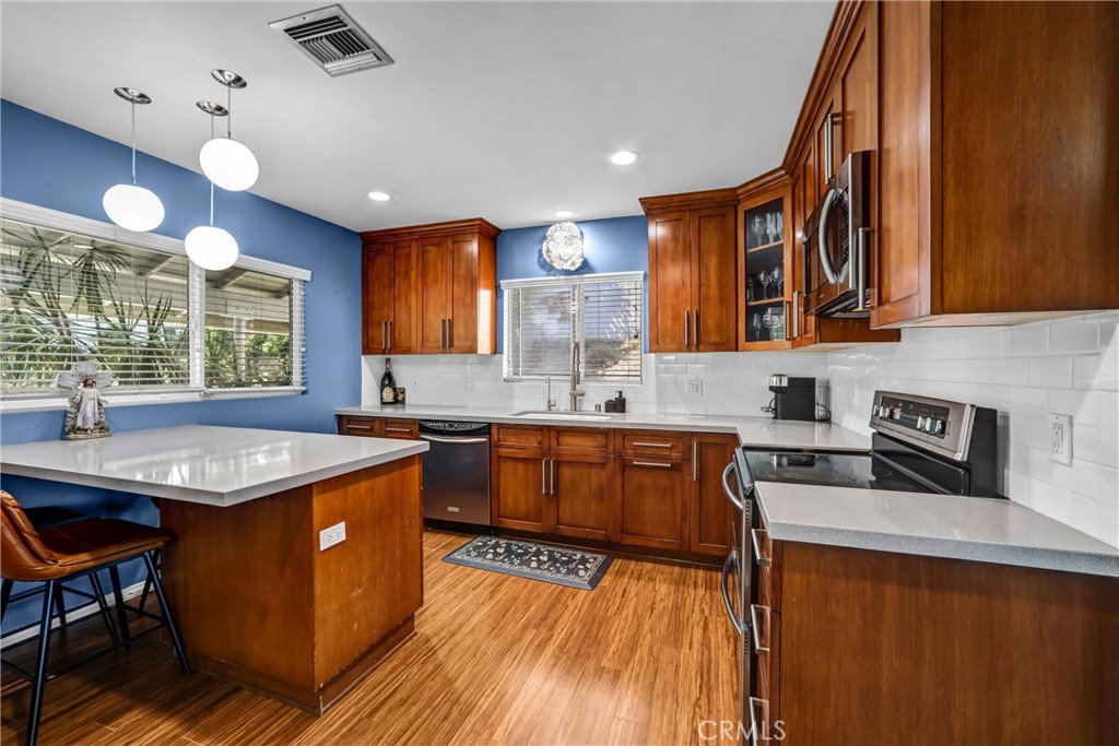 824 Stanford Road Burbank, CA 91504 - Photo 17 of 46