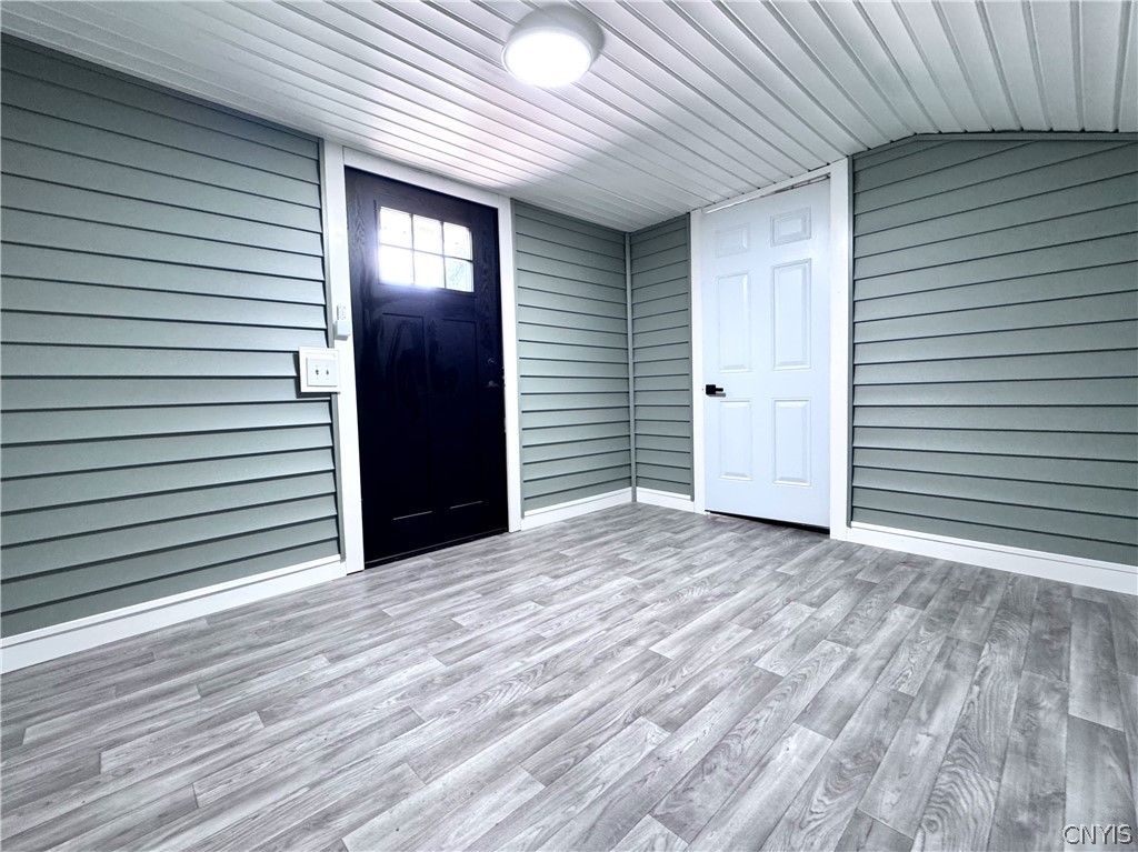 6913 Lowell Road Westmoreland, NY 13440 - Photo 13 of 49
