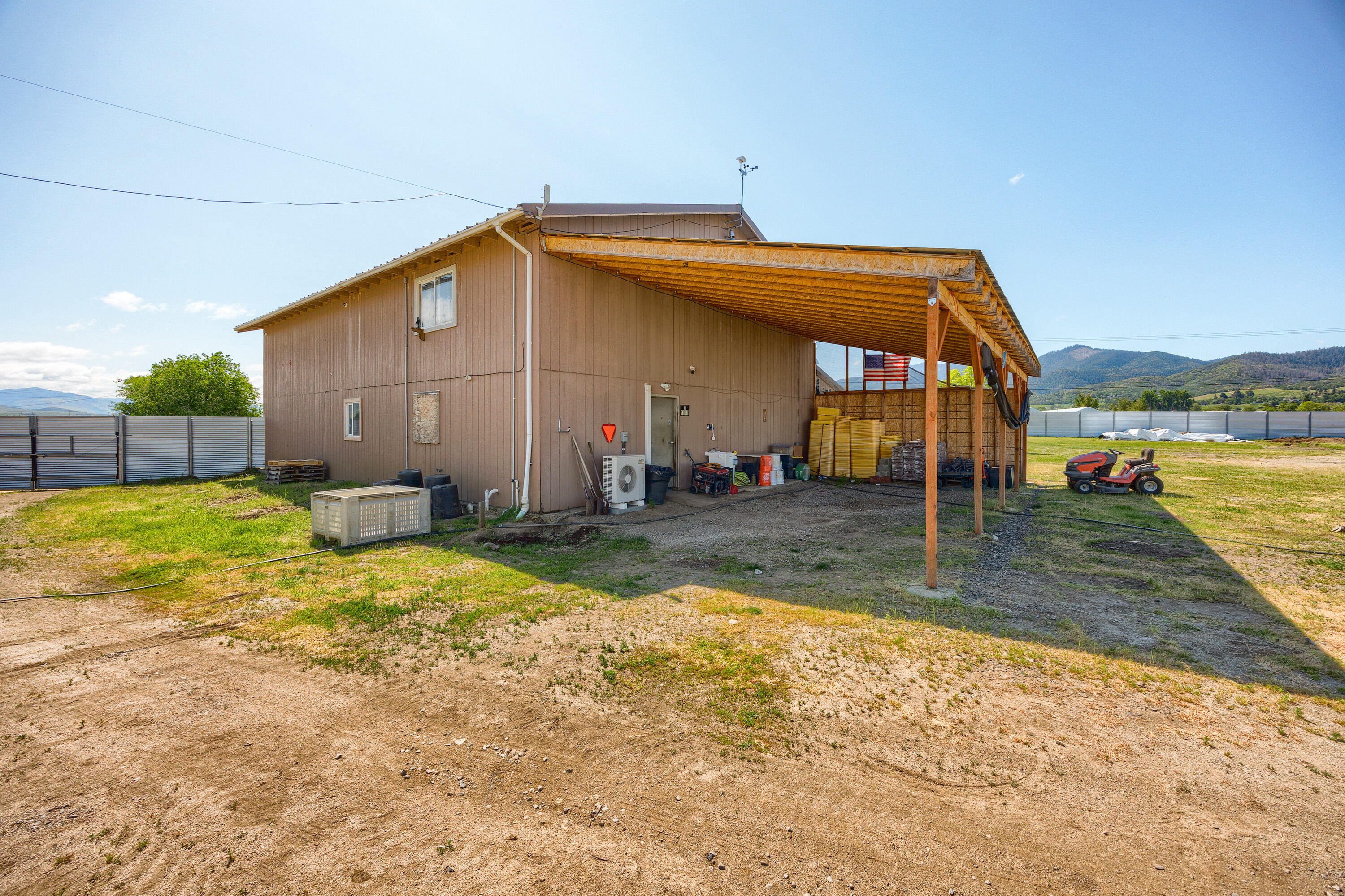 426 Hartley Road Phoenix, OR 97535 - Photo 30 of 57 ApxHR (18)