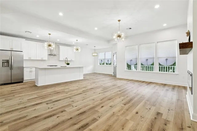 $309,900 | 7211 Claiborne Court, Arabi, LA 70032