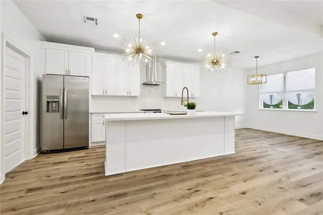 $309,900 | 7211 Claiborne Court, Arabi, LA 70032