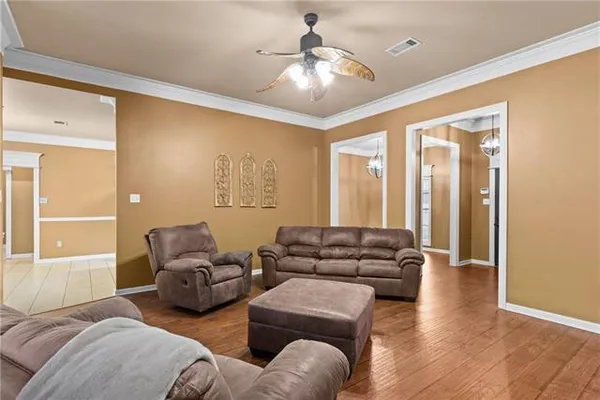 $325,000 | 162 Pinewood Avenue, Pineville, LA 71360