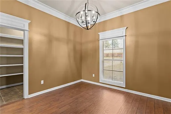 $325,000 | 162 Pinewood Avenue, Pineville, LA 71360