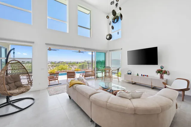 $8,499 | 3618 Taylor Drive, Palm Springs, CA 92262