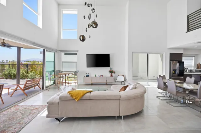 $8,499 | 3618 Taylor Drive, Palm Springs, CA 92262