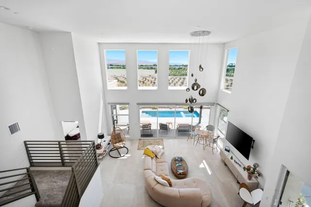 $8,499 | 3618 Taylor Drive, Palm Springs, CA 92262