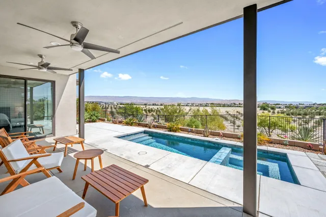 $8,499 | 3618 Taylor Drive, Palm Springs, CA 92262