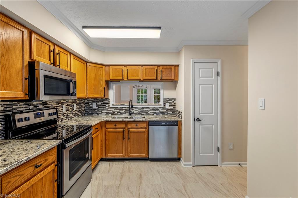 246 Hampton Road, Unit 8B Asheboro, NC 27203 - Photo 8 of 24