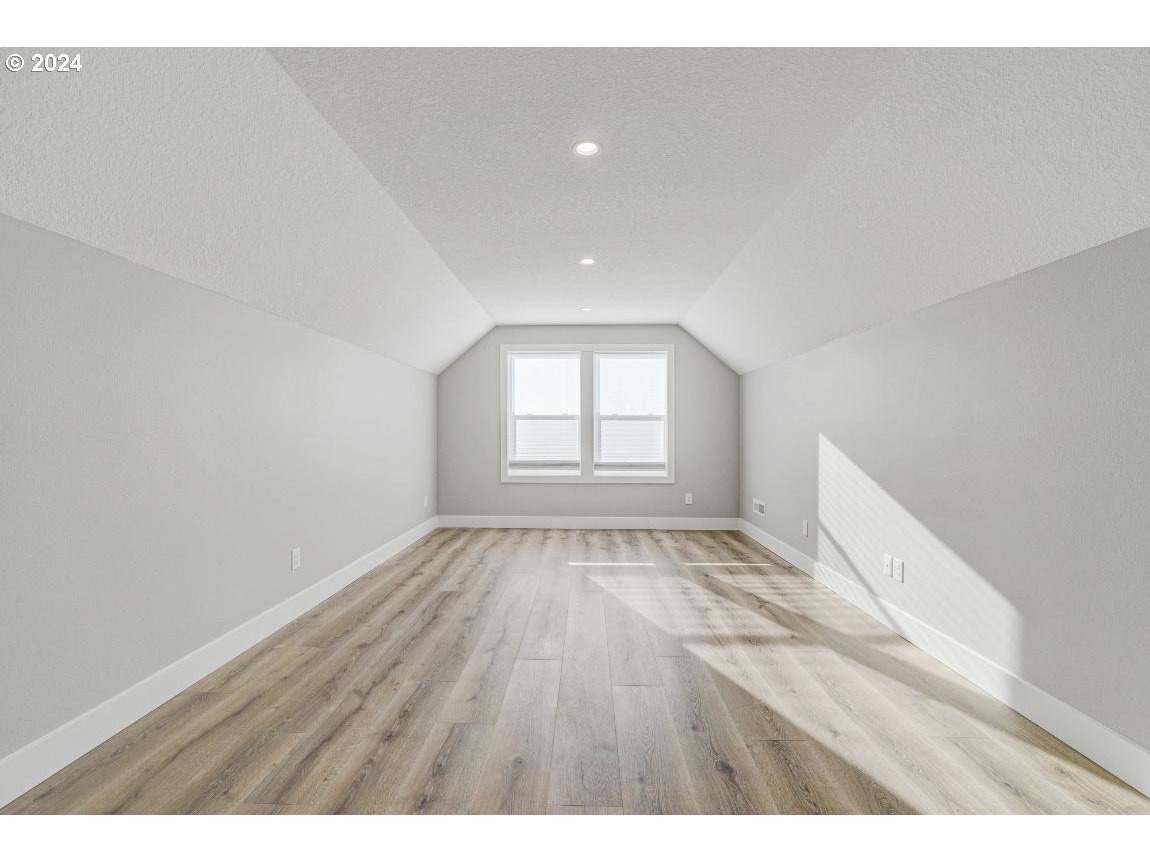 4120 South 17th Way Ridgefield, WA 98642 - Photo 16 of 20 a view of an empty room and window