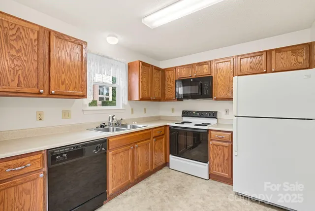 $263,000 | 150 Deermouse Way, Unit 2601, Hendersonville, NC 28792