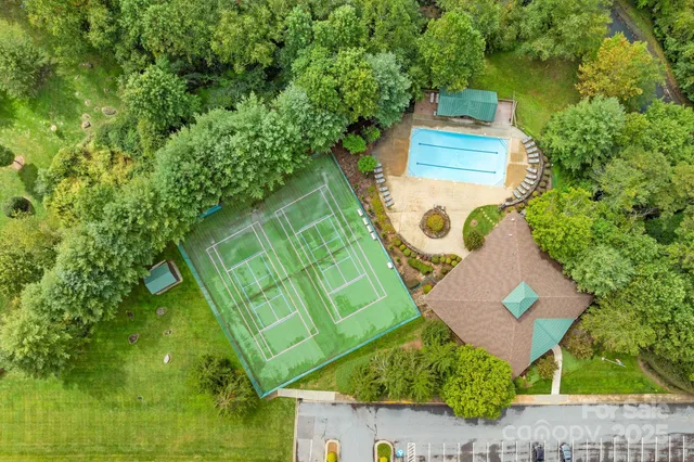 $263,000 | 150 Deermouse Way, Unit 2601, Hendersonville, NC 28792