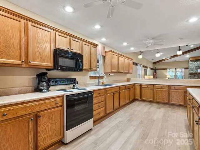 $263,000 | 150 Deermouse Way, Unit 2601, Hendersonville, NC 28792