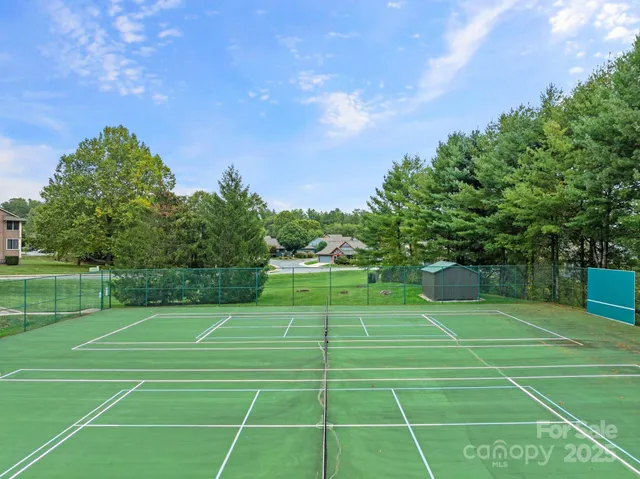 $263,000 | 150 Deermouse Way, Unit 2601, Hendersonville, NC 28792