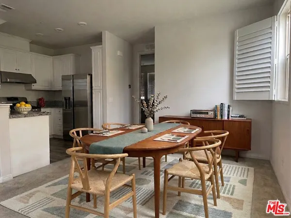 $3,599 | 7256 Cherry Lane, Van Nuys, CA 91405