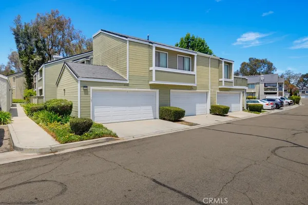 $3,300 | 23411 Cambridge Road, Yorba Linda, CA 92887