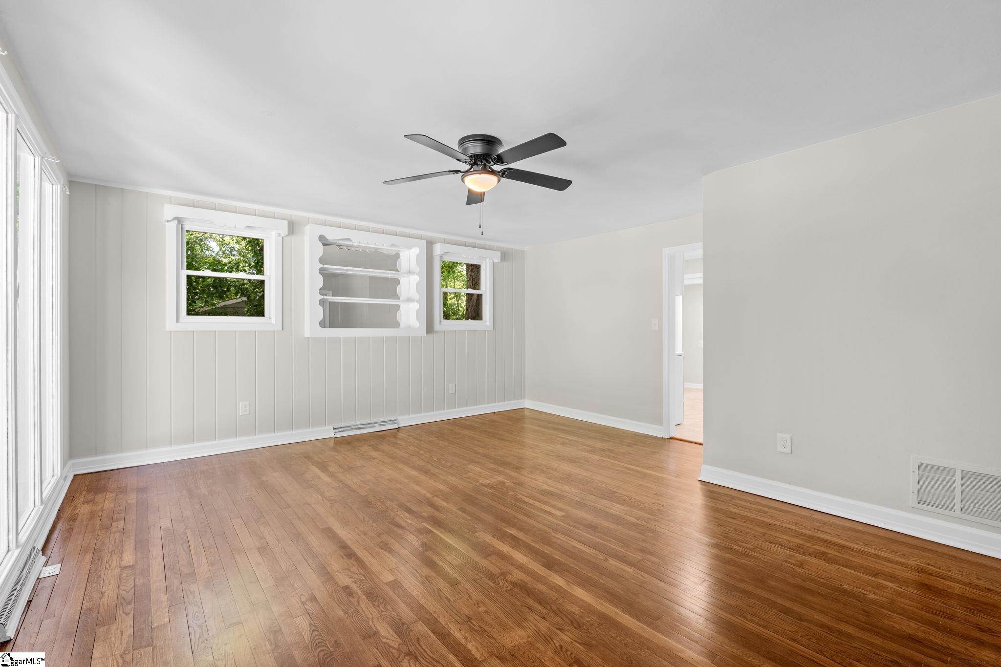 12 Merlocke Drive Greenville, SC 29607 - Photo 8 of 31 Gallery Image 8