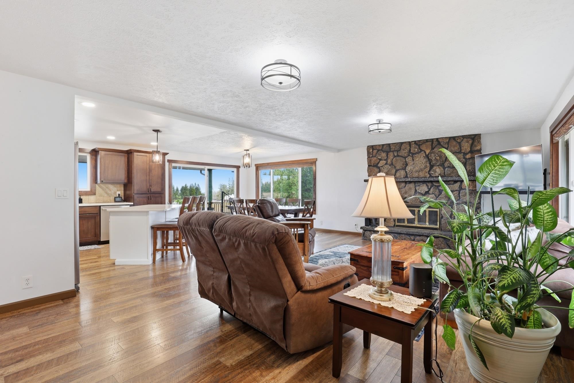 2416 West Hazard Road Spokane, WA 99208 - Photo 7 of 45