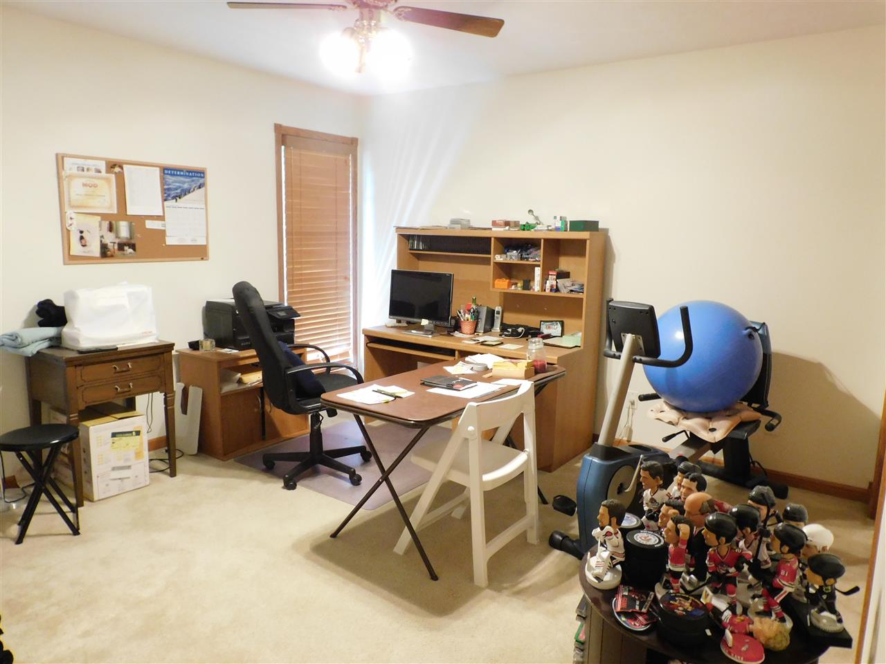 10062 Beaver Valley Road Belvidere, IL 61008 - Photo 14 of 25 a view of a workspace with furniture