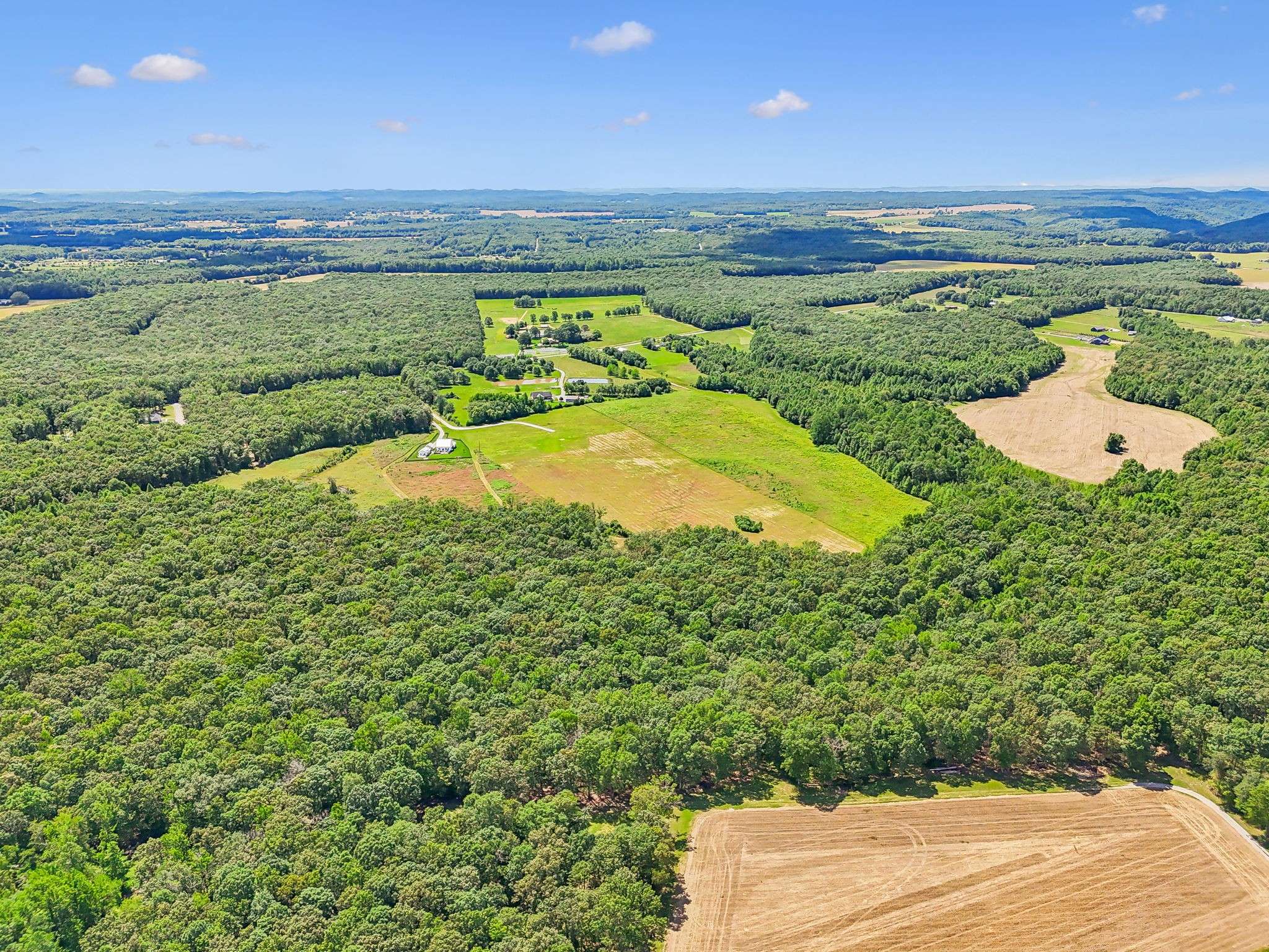 0 Espy Road Manchester, TN 37355 - Photo 11 of 35 a view of a city and an ocean beach