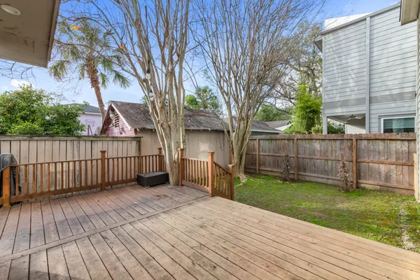 $3,350 | 506 Willard Street, Houston, TX 77006