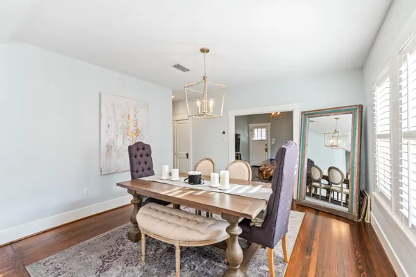 $3,350 | 506 Willard Street, Houston, TX 77006