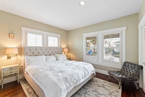 $3,350 | 506 Willard Street, Houston, TX 77006