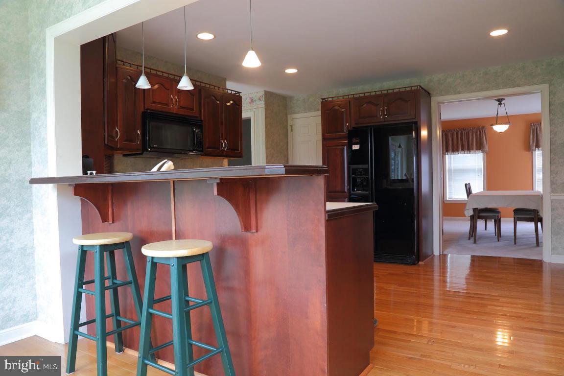 995 Mill Mar Road Lancaster, PA 17601 - Photo 7 of 31 Gallery Image 7