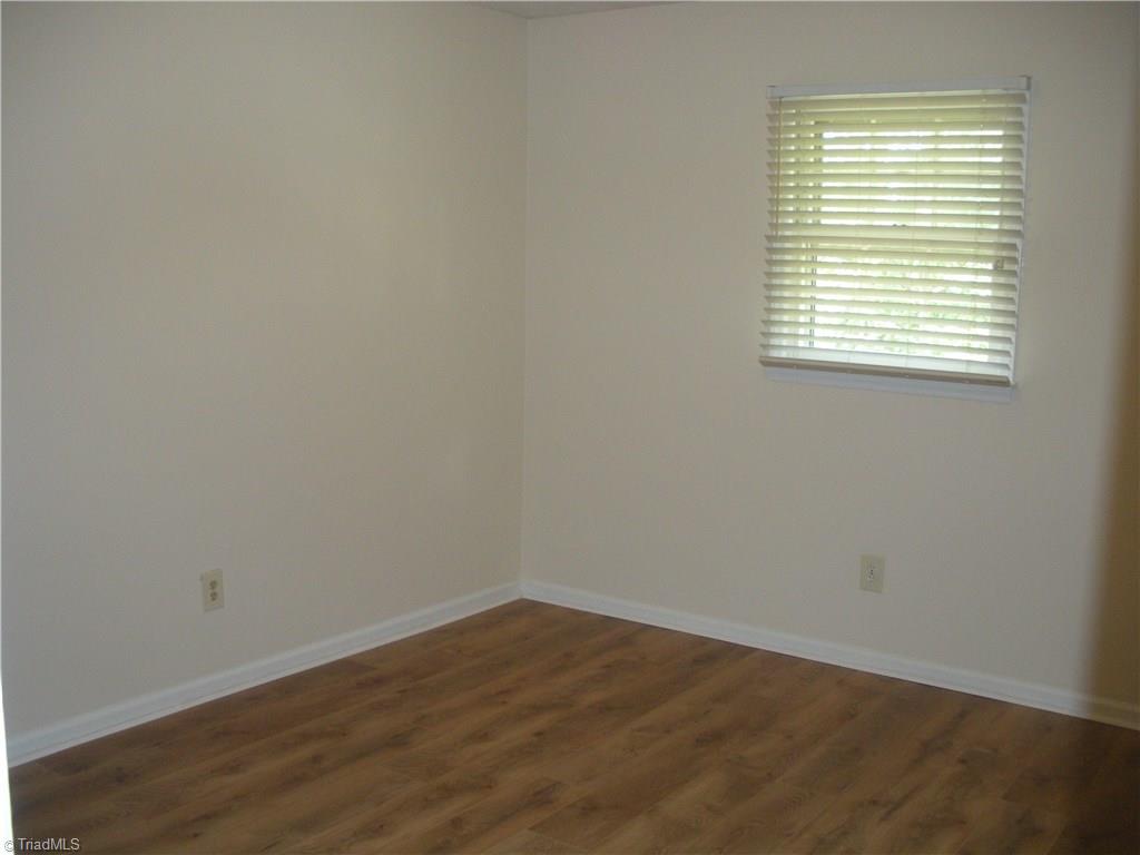 211 Northpoint Avenue, Unit G High Point, NC 27262 - Photo 15 of 21 Second Bedroom spacious.
