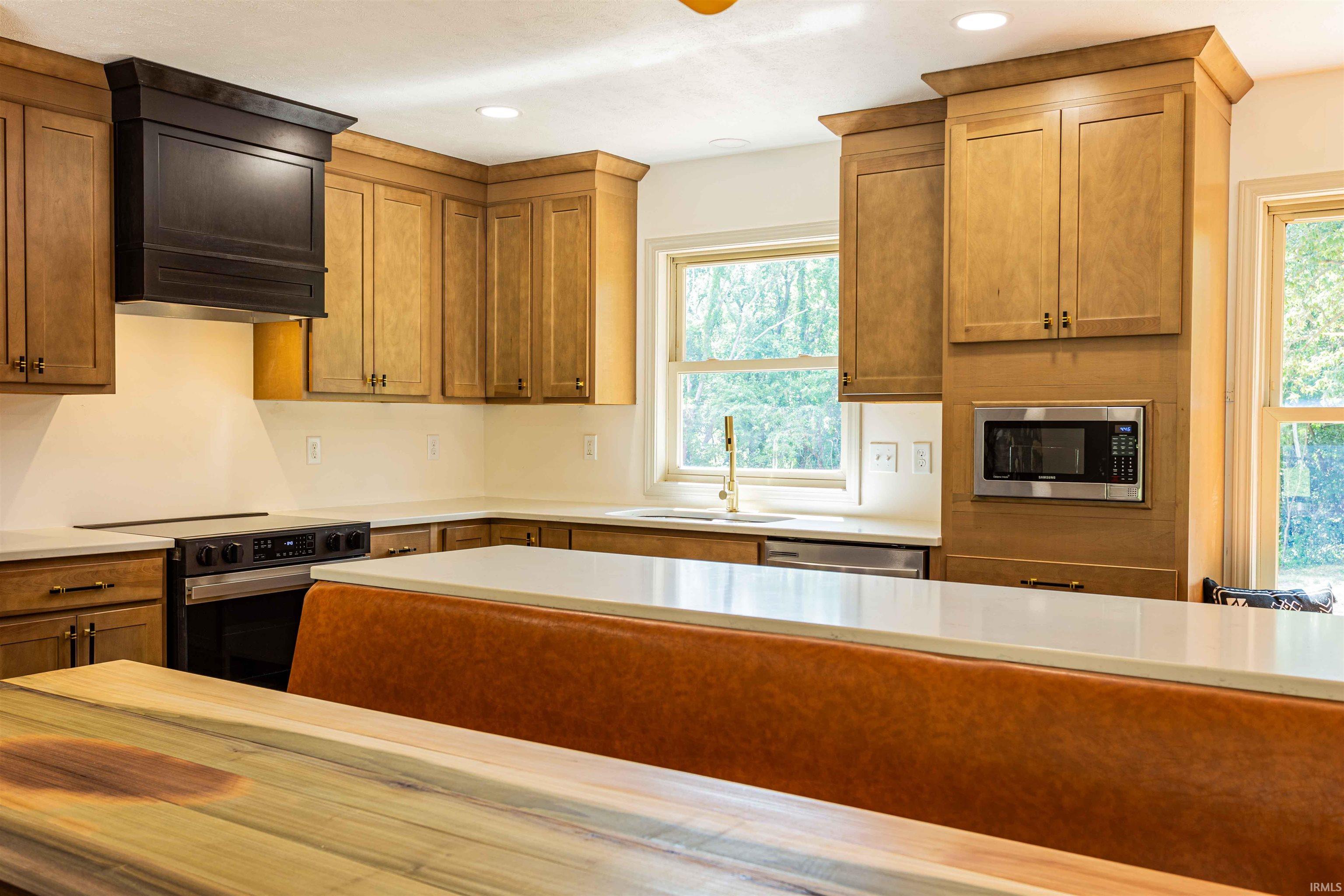 5384 South State Road Winslow, IN 47598 - Photo 9 of 36