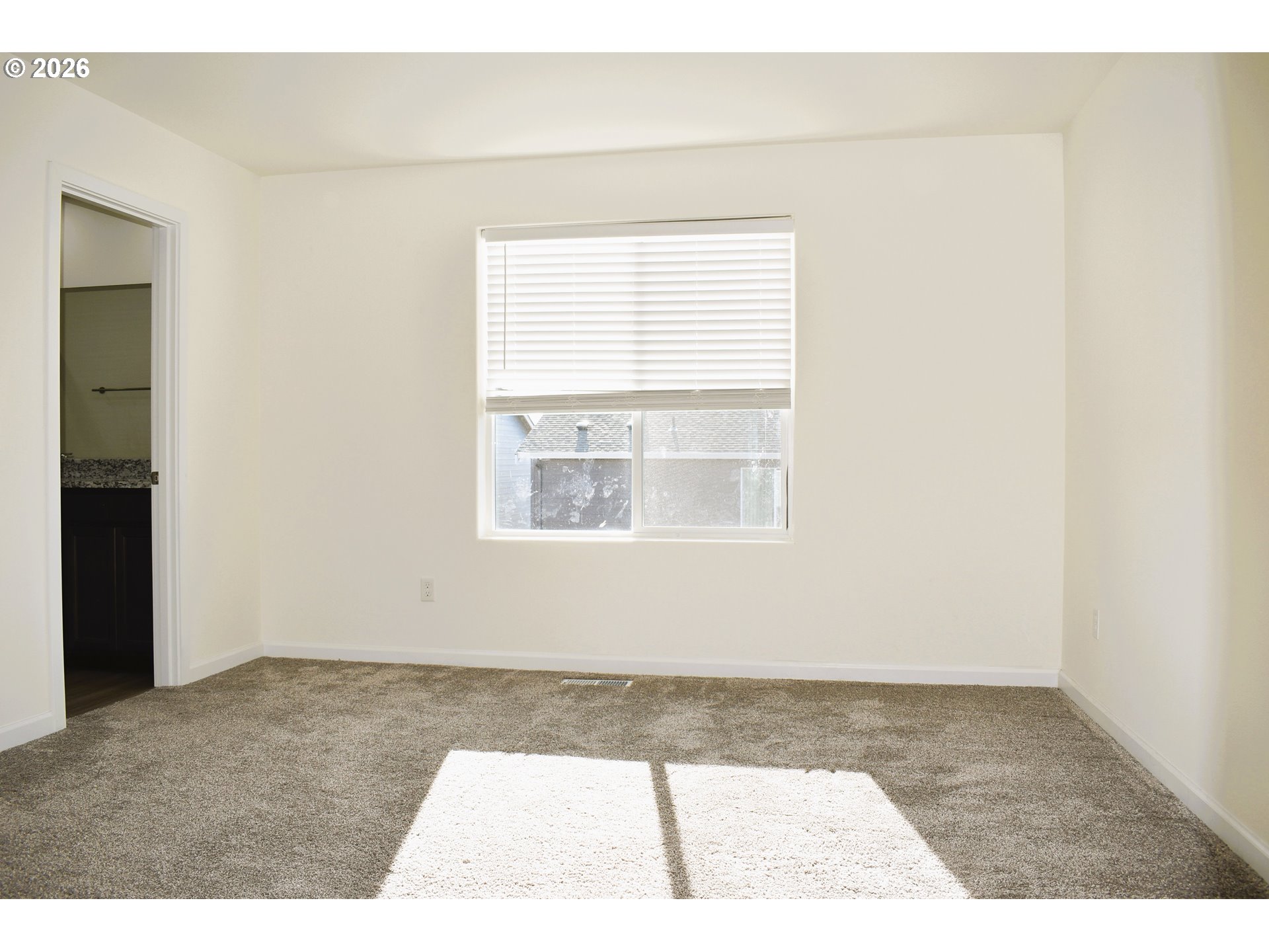 3974 Southwest Knapp Drive Gresham, OR 97080 - Photo 13 of 27