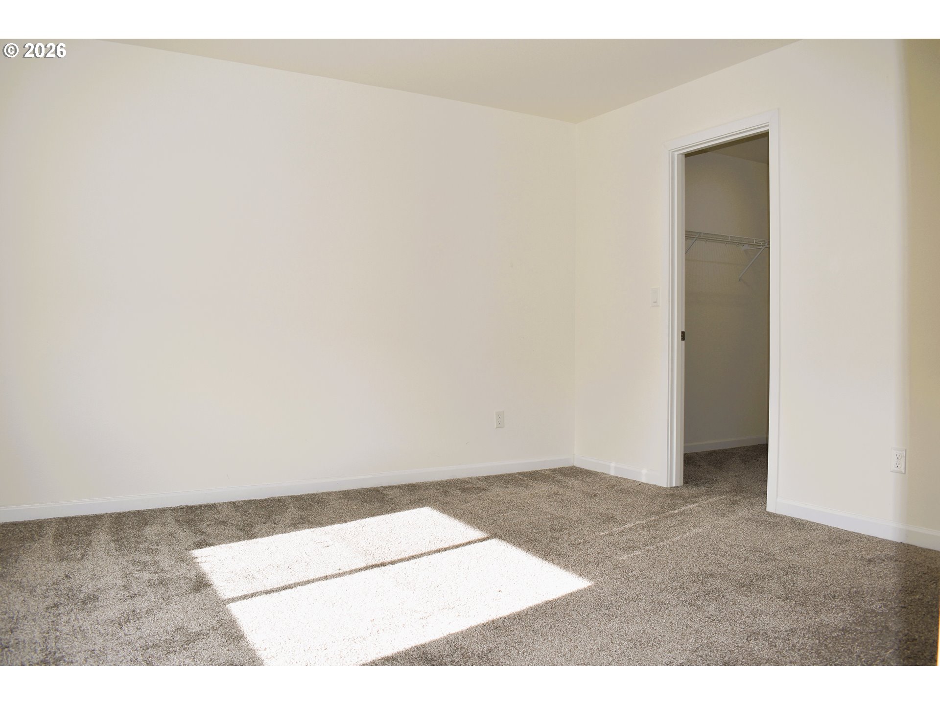 3974 Southwest Knapp Drive Gresham, OR 97080 - Photo 14 of 27