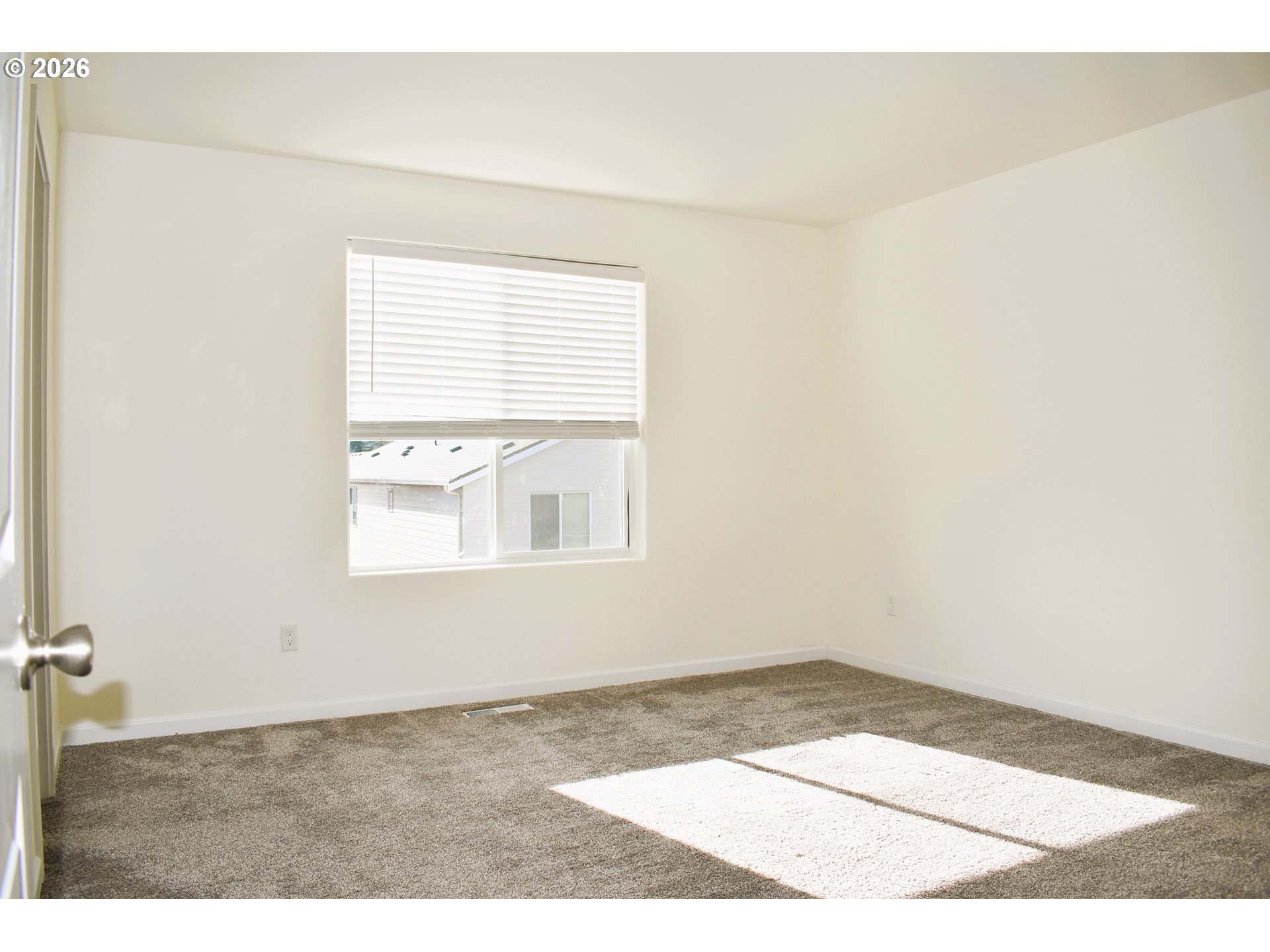 3974 Southwest Knapp Drive Gresham, OR 97080 - Photo 15 of 27