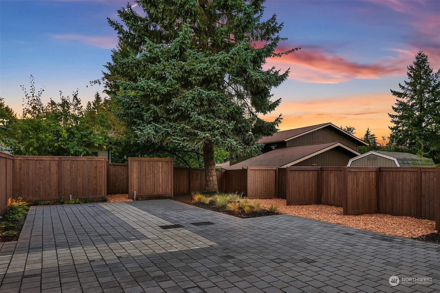 532 19th Avenue Kirkland, WA 98033 - Photo 29 of 35