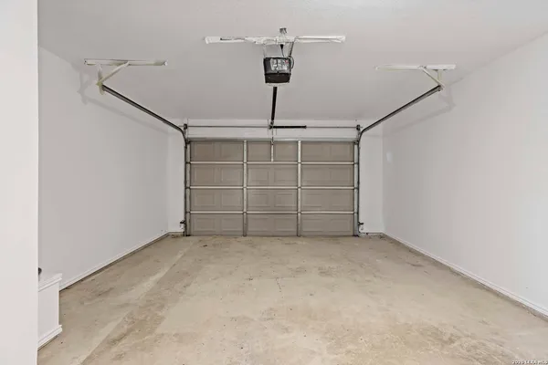 a view of a garage