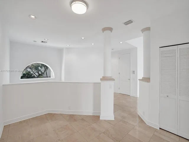 $8,500 | 8850 Southwest 67th Court, Pinecrest, FL 33156