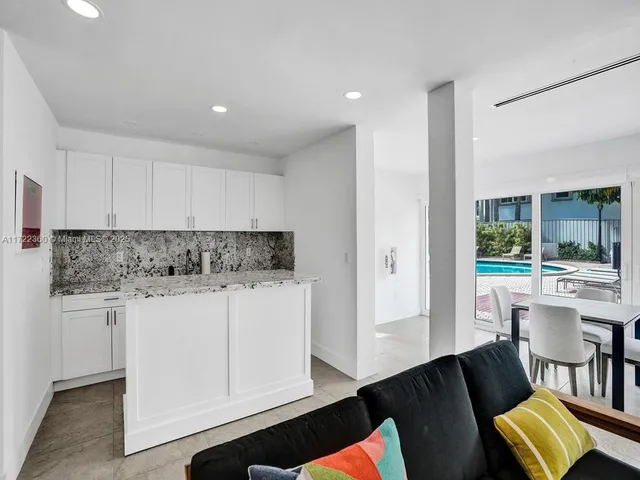 $8,500 | 8850 Southwest 67th Court, Pinecrest, FL 33156