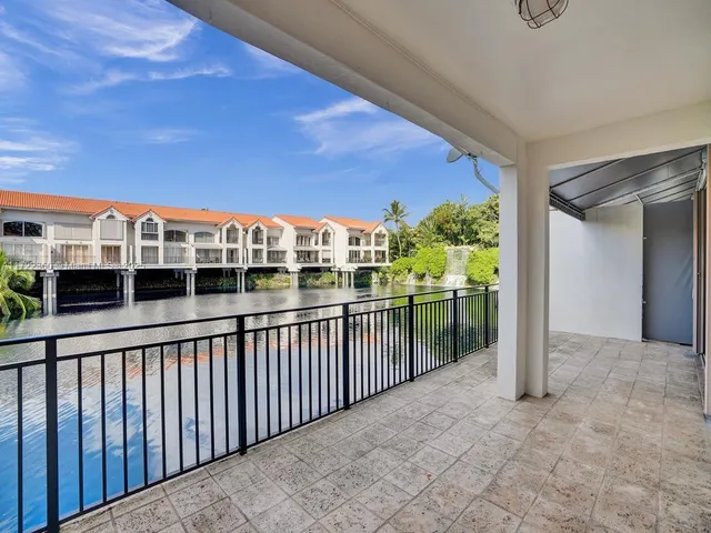 $8,500 | 8850 Southwest 67th Court, Pinecrest, FL 33156