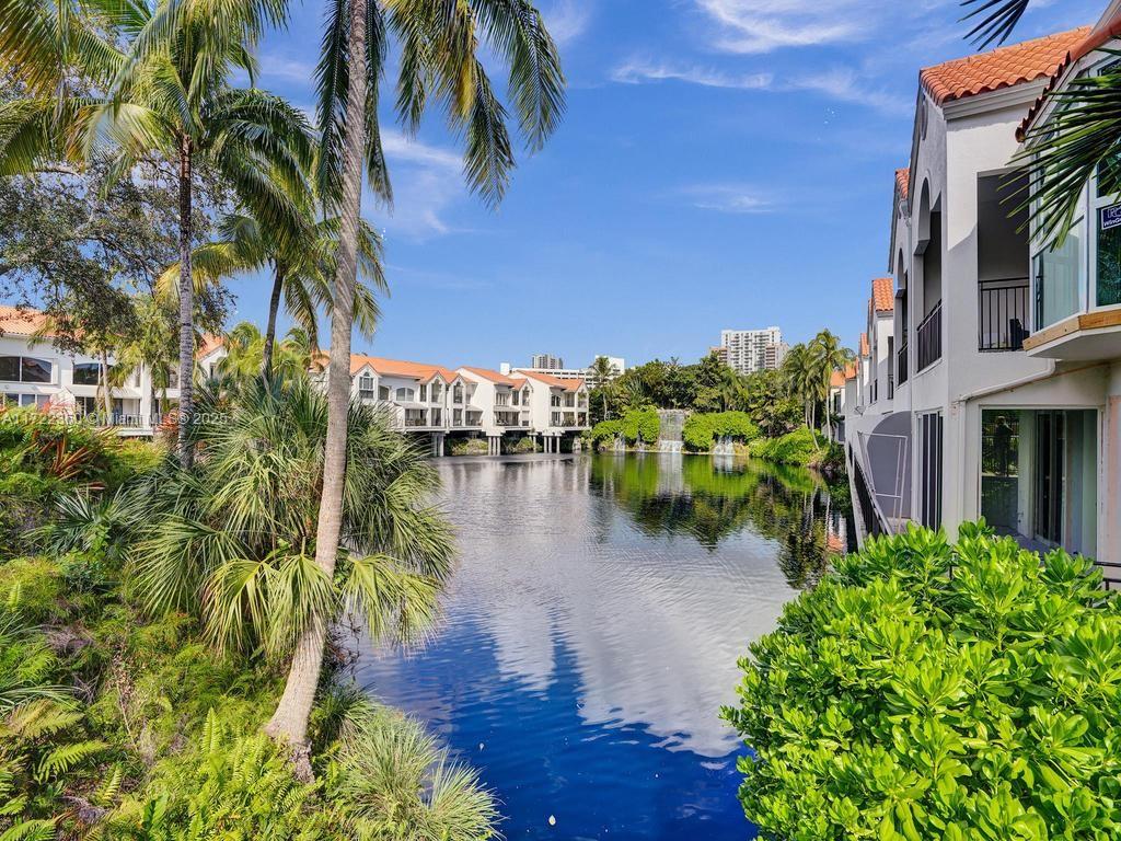 8850 Southwest 67th Court Pinecrest, FL 33156 - Photo 49 of 49 a view of a garden with plants
