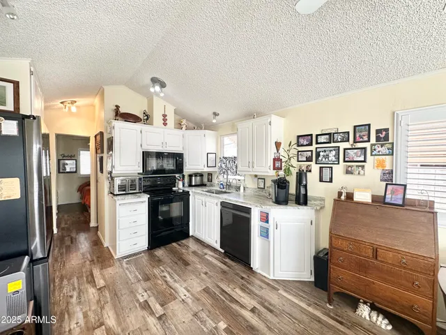 $179,900 | 386 Gypsum Drive, Apache Junction, AZ 85119