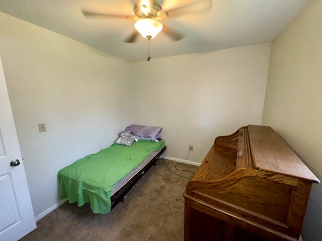 4744 Oxtoby Street Springfield, OH 45505 - Photo 12 of 19 This cozy bedroom offers a tranquil retreat with ample natural light.