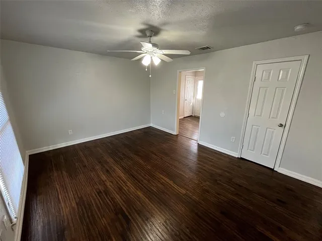 $1,450 | 430 Carver Street, Mesquite, TX 75149