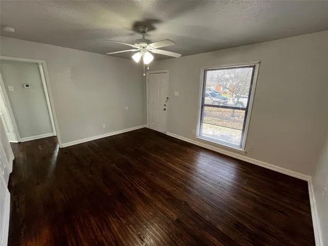 $1,450 | 430 Carver Street, Mesquite, TX 75149