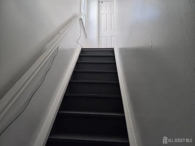 $465,000 | 20 Lincoln Avenue, Carteret, NJ 07008